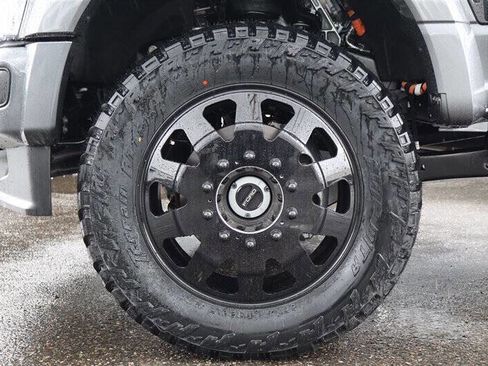 Used 2026 Ford F450 Platinum w/ FX4 Off-Road Package image 9