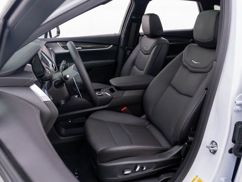 New 2026 Cadillac XT5 Sportv w/ LPO, Red Accent Package AWD/4WD image 15