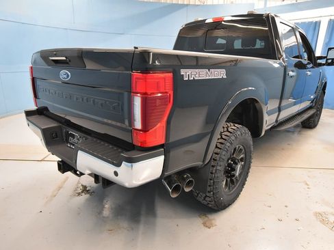 Used 2021 Ford F250 Lariat w/ Tremor Off-Road Package AWD/4WD image 39
