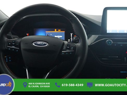 Used 2024 Ford Escape ST-Line FWD image 5