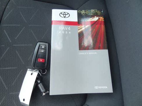 Certified 2024 Toyota RAV4 XLE FWD image 29