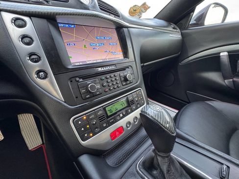 Used 2014 Maserati GranTurismo Sport image 25