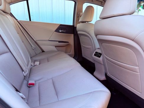 Used 2013 Honda Accord EX-L image 16