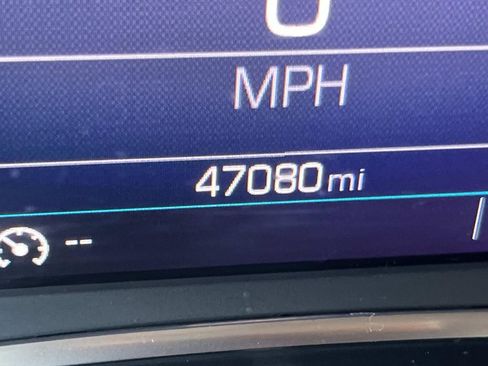 Used 2020 GMC Acadia SLE w/ Driver Convenience Package image 18