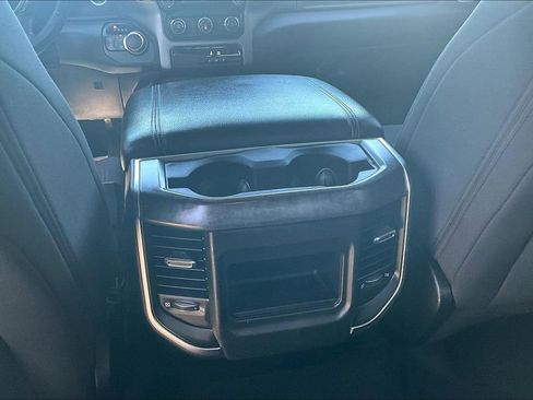 Used 2019 RAM 1500 Big Horn AWD/4WD image 35