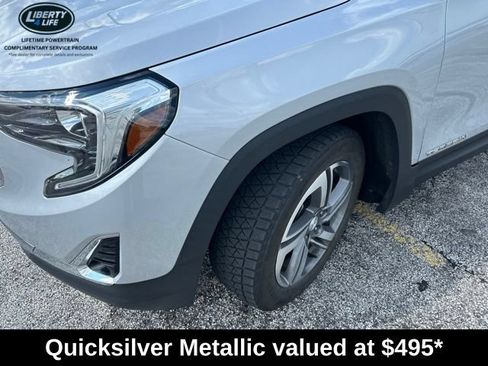 Used 2020 GMC Terrain SLT FWD image 2