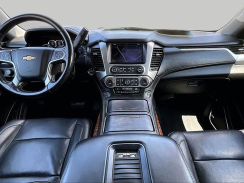 Used 2019 Chevrolet Tahoe Premier AWD/4WD image 13