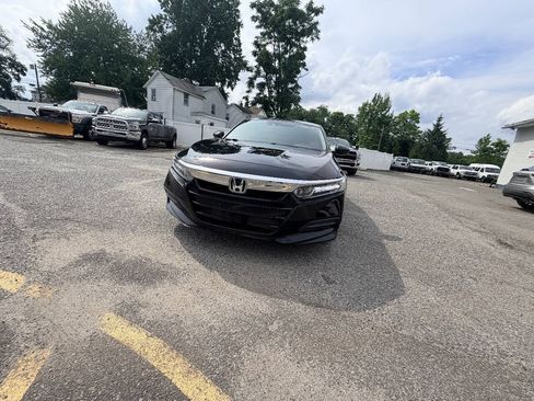 Used 2018 Honda Accord LX image 13