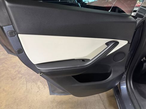Used 2021 Tesla Model Y Performance AWD/4WD image 14