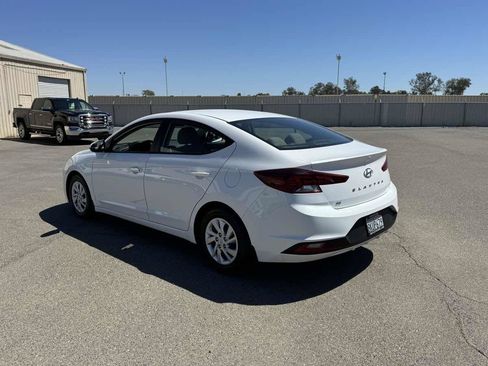 Used 2019 Hyundai Elantra SE FWD image 7