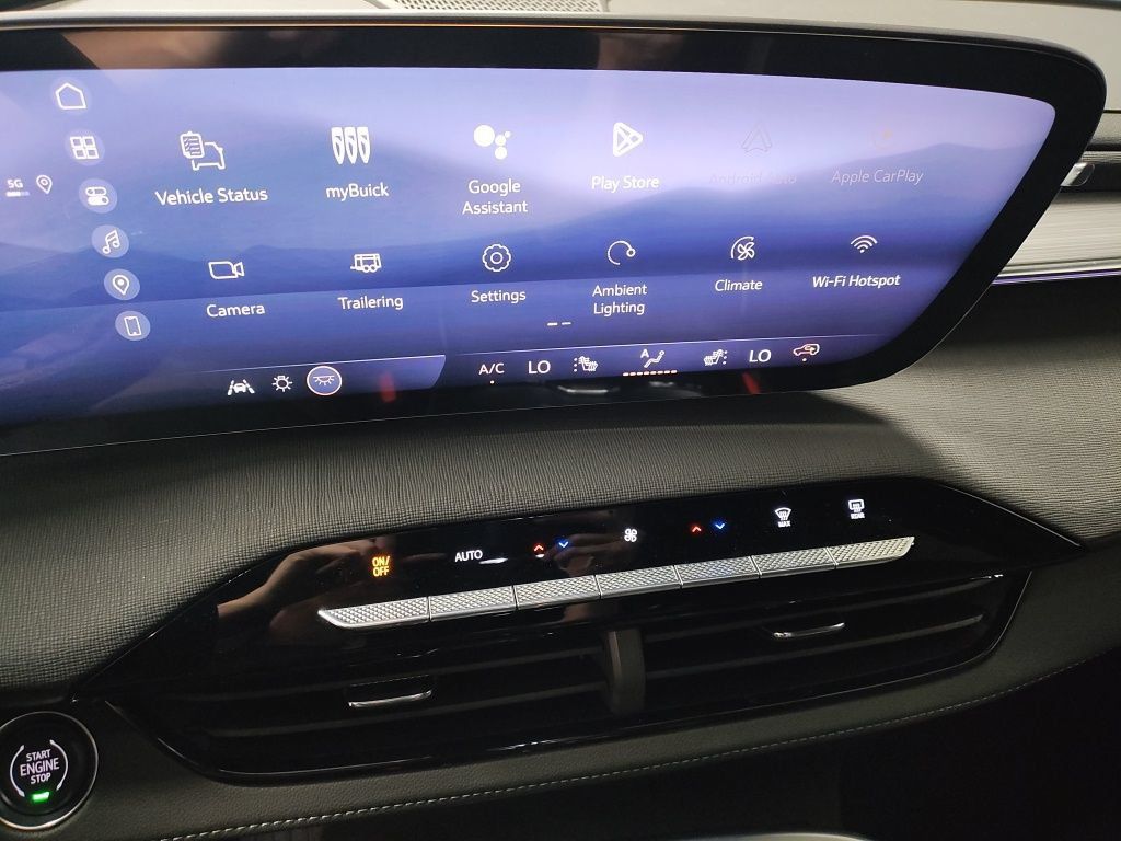 New 2026 Buick Enclave Preferred w/ Power Package FWD image 32