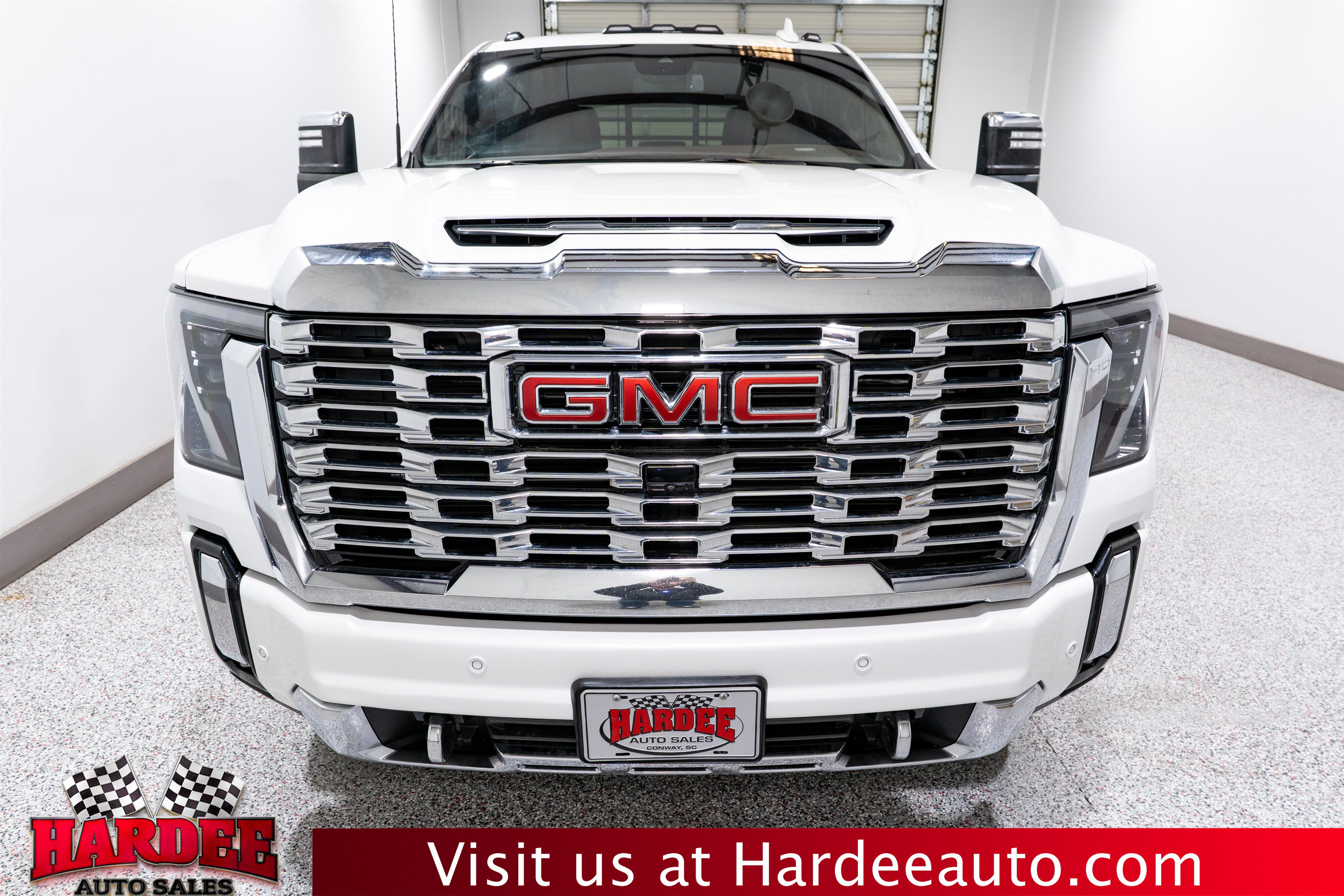 Used 2024 GMC Sierra 3500 Denali AWD/4WD image 7