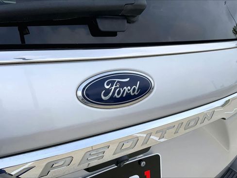 Used 2018 Ford Expedition Limited w/ Equipment Group 301A image 30