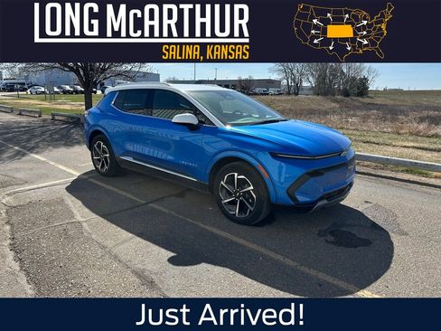 Used 2025 Chevrolet Equinox EV LT w/ Convenience Package image 1