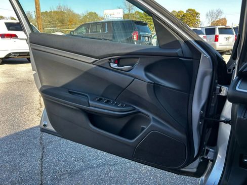 Used 2020 Honda Civic LX image 25
