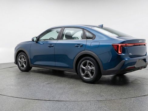 Used 2025 Kia K4 FWD image 6
