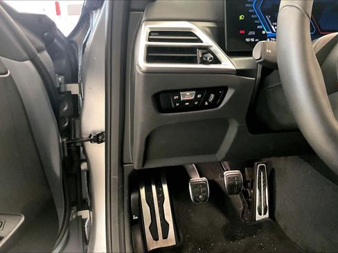 Used 2025 BMW M2 RWD image 30