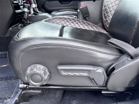 Certified 2022 Jeep Gladiator Overland image 11