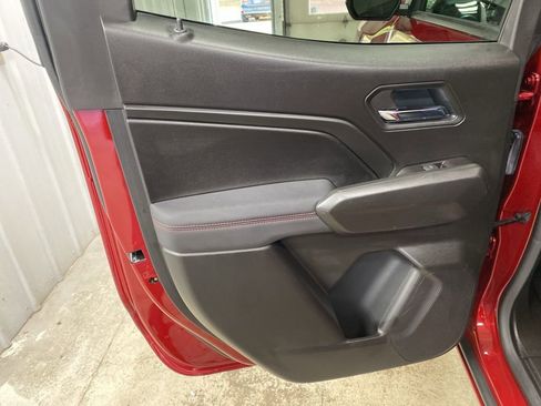 Certified 2025 Chevrolet Colorado Z71 w/ Technology Package image 24