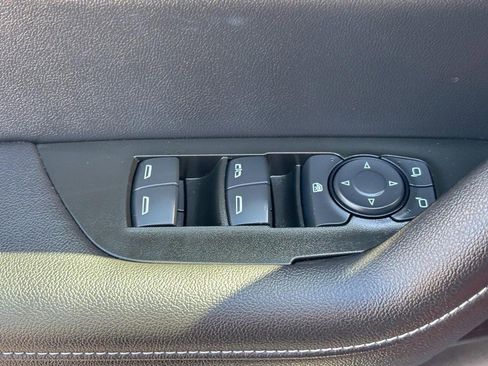Certified 2024 Chevrolet Blazer LT w/ Convenience Package FWD image 16