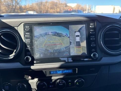 Used 2023 Toyota Tacoma TRD Sport w/ Advanced Technology Package image 13