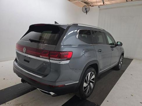 Used 2024 Volkswagen Atlas SEL image 4