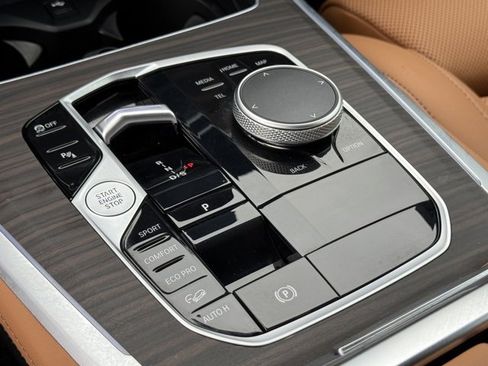 Used 2026 BMW X5 xDrive40i w/ M Sport Package image 27