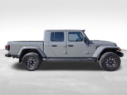 Used 2021 Jeep Gladiator Overland w/ Uconnect 4C Nav & Sound Group AWD/4WD image 16