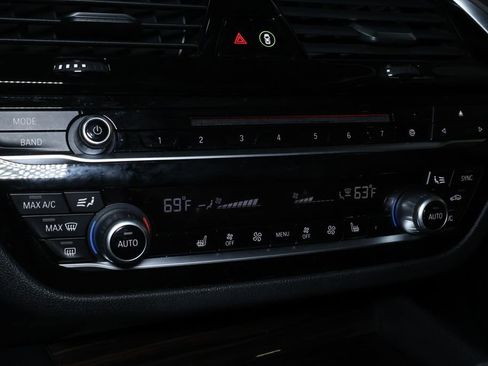 Used 2019 BMW 530i xDrive 530i xDrive w/ Convenience Package image 32