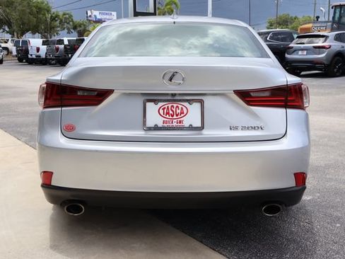 Used 2016 Lexus IS 200t RWD image 7