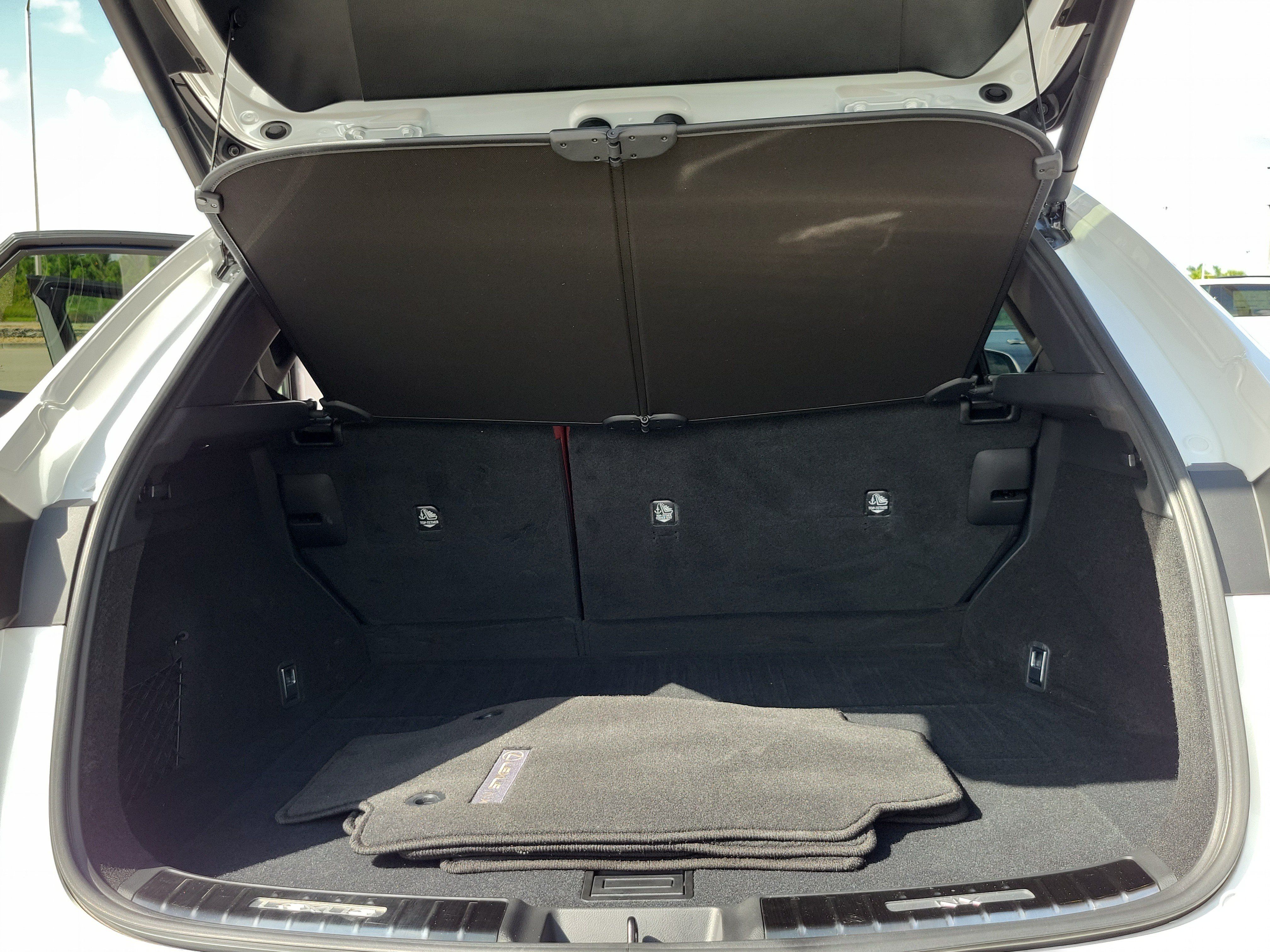 Used 2025 Lexus NX 250 FWD w/ Accessory Package (K3) image 16