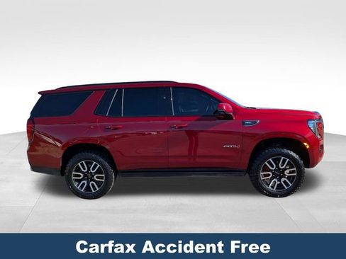Used 2024 GMC Yukon AT4 w/ Technology Package AWD/4WD image 3
