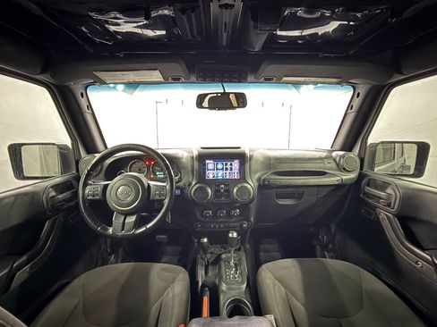 Used 2016 Jeep Wrangler Unlimited Sport w/ Quick Order Package 24S AWD/4WD image 6