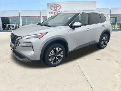 Used 2021 Nissan Rogue SV w/ Premium Package AWD/4WD image 7