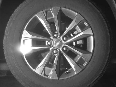 Used 2025 Chevrolet Equinox LT image 13