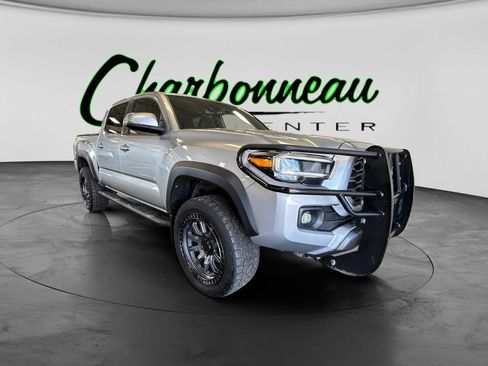 Used 2021 Toyota Tacoma TRD Off-Road w/ TRD Premium Off Road Package AWD/4WD image 7