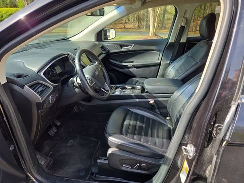Used 2019 Ford Edge SEL w/ Equipment Group 201A image 5