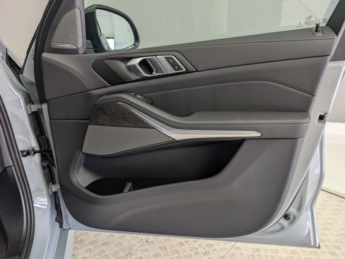 New 2026 BMW X5 sDrive40i w/ M Sport Package image 26