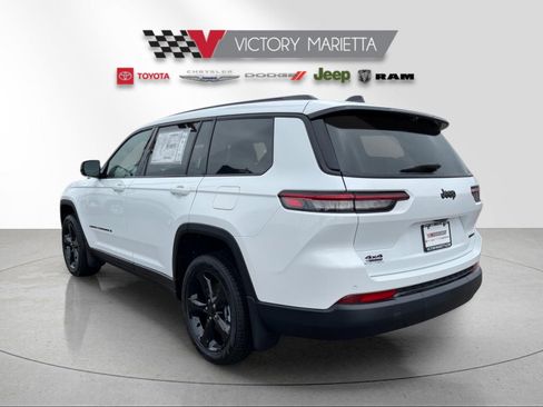 New 2025 Jeep Grand Cherokee L Limited w/ Luxury Tech Group II image 3