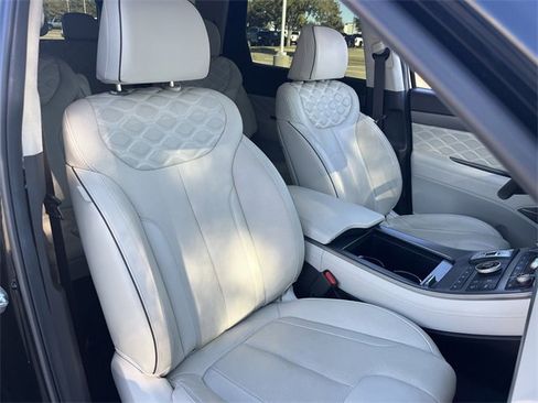 Used 2021 Hyundai Palisade Calligraphy image 31