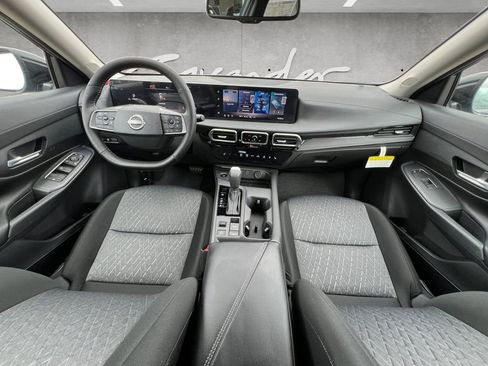 New 2026 Nissan Sentra SV FWD image 20