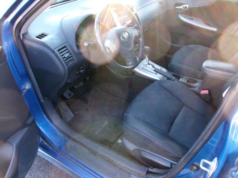 Used 2010 Toyota Corolla S image 11