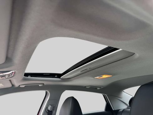Certified 2023 Hyundai Elantra Limited FWD image 21