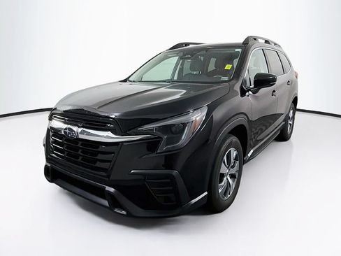 Used 2024 Subaru Ascent Premium w/ Convenience Package AWD/4WD image 3