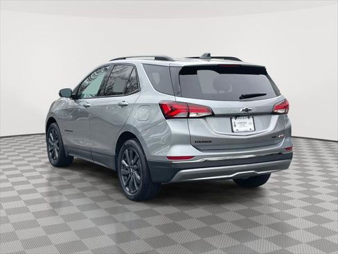 Used 2023 Chevrolet Equinox RS w/ RS Leather Package image 5