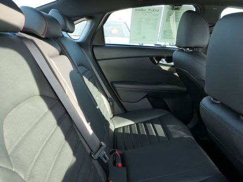 Used 2023 Kia Forte GT w/ GT2 Package image 25