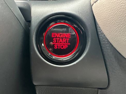 Certified 2026 Honda HR-V EX-L image 27