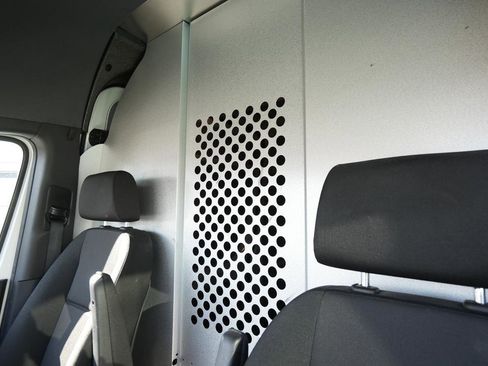 Used 2023 Mercedes-Benz Sprinter 2500 image 25