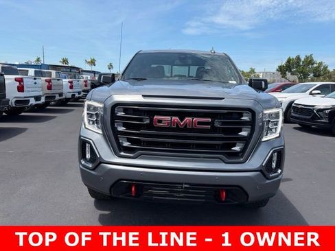 Used 2022 GMC Sierra 1500 AT4 w/ AT4 Premium Package AWD/4WD image 2