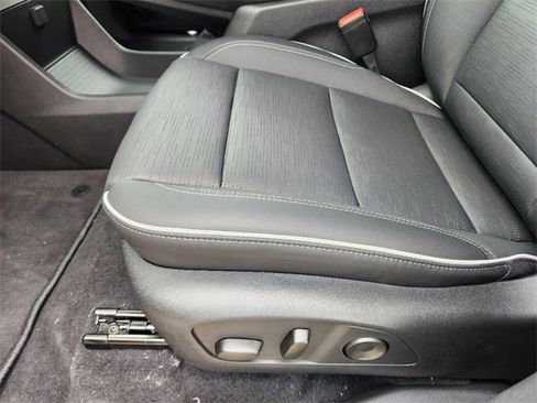 New 2025 Buick Enclave Sport Touring w/ Super Cruise Package image 17